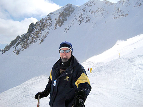 Dave Ulery skiing